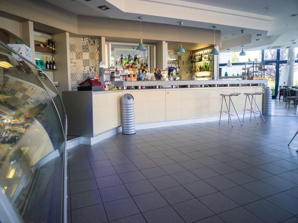 精选酒店 阿泰萨 外观 照片
